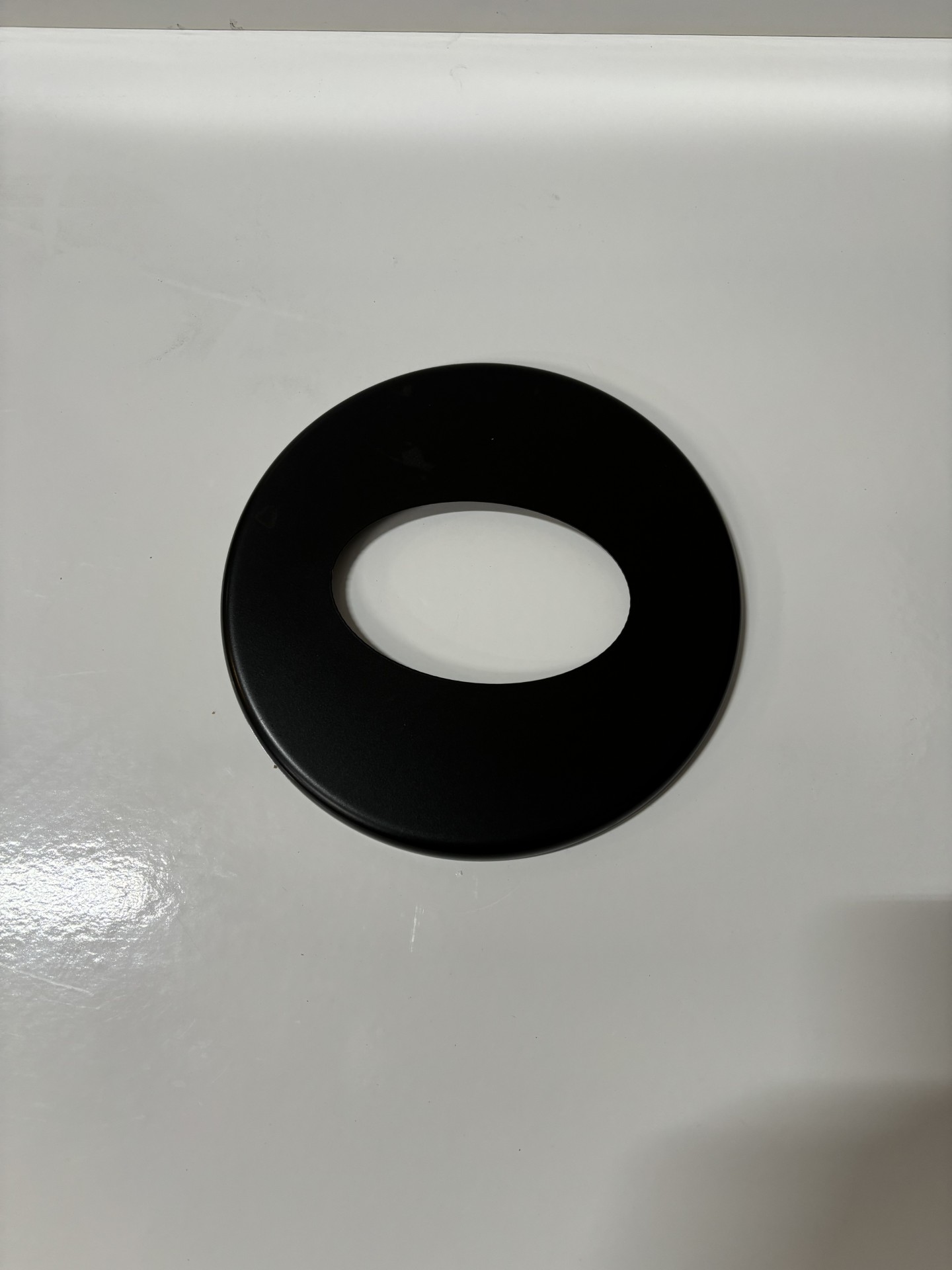 catalogue_produit/rosace_de_proprete_a_45_emaille_noir_diam_80_deko_pellets_541_1728998763.jpg